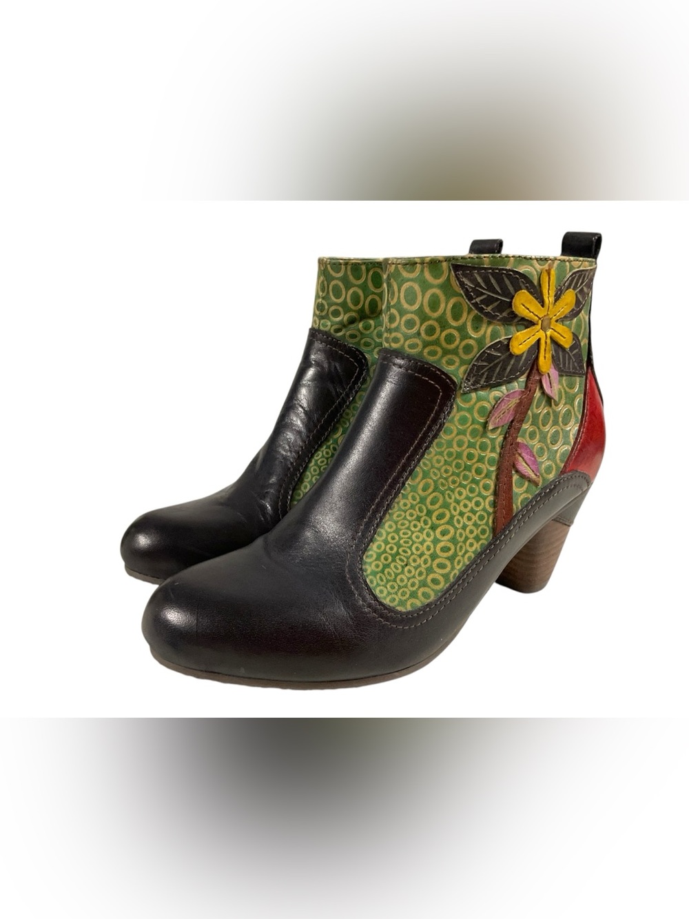 L'Artiste by SpringStep Black/Green Floral Appliqué Ankle Booties EU 36/US 5.5-6